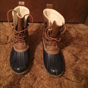Espirt duck boots